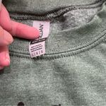 Gildan Farm Fresh Christmas Trees Sweatshirt Size Large Photo 2