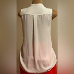No Tag White Sheer Lace Pleated Sleeveless V Neck Blouse Sz L. Size L Photo 3