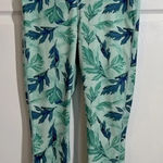 Oalka  women’s Green Leaf Print Elastic Waist Athletic  Cropped Leggings - Large Photo 0