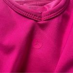 Danskin Scallop Hem Womens Thin Double Strap Crop Tank Luminous Pink Sz L Photo 3