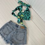 ZARA Women’s 80s Halter Crop Top & Distressed Cut off Denim Shorts Bundle Size S Photo 2