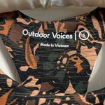 Outdoor Voices π Techsweat Sierra Abstract Foliage Sports Bra Crop Top Photo 3