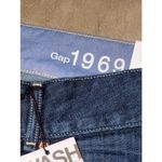Gap   1969 size 28/6R NWT boot jeans mid-rise slim fit through the hip, thigh Photo 4