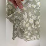 Princess Polly green daisy print romper size 6 Photo 5