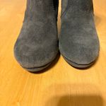Kenneth Cole Reaction Gray Suede Ankle Wedge Boots Size 7.5 Photo 3