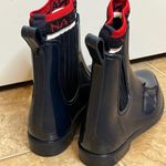 Nautica  Womens Size 7 Navy Blue Rubber Rain Boots Ankle Chelsea Photo 2