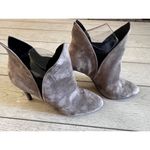 Kendall + Kylie  Madison Slip on ankle taupe pointed toe suede boots size 9 Photo 6