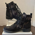 Very G  Black and Gray Ankle Boots Photo 0