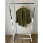 Jenni Kayne  Olive Green Silk Blend Quarter Sleeve Top Size Small Photo 3