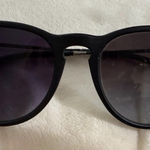 Ray-Ban  Sunglasses Photo 0
