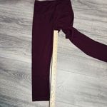 Athleta  Women's ELATION ULTRA HIGH RISE CAPRI Spiced Cabernet XXS 0392 Photo 4