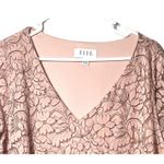 Elle Shirt Womens Size XXL Blush Pink Pullover Floral Lace Lined Stretch V-Neck Photo 2