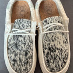 Hey Dude Cowhide  Photo 0