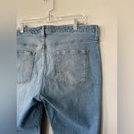 Universal Threads Universal Thread Medium Light Boyfriend Distressed Midrise Crop Women’s Size 16 Photo 6