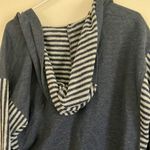 Simply Noelle FINAL MARKDOWN  hoodie l/xl Photo 5