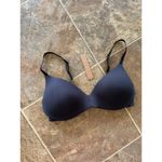 SKIMS Wireless Form Push up Bra Onyx Size 32C Photo 1