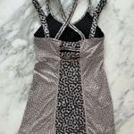 Lululemon  Happy Strappy Tank • Sz 4 Photo 3