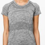 Lululemon short sleeve top Photo 0