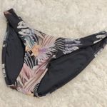 BCBGMAXAZRIA 🆕 floral low rise bikini bottoms size 4 pink gray white orange Photo 3
