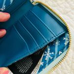 Lounge Fly DISNEY  Mickey Snowglobe Wallet Photo 7