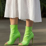 Steve Madden NEW  Elettra Vegan Leather Ankle Booties Photo 0