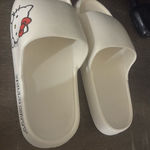 Hello Kitty  Slippers - Cream/White Color Photo 2