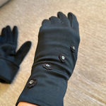None Beautiful pair of vintage black unlined gloves fit like a size medium / large Photo 4