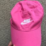 Nike women’s baseball hat Photo 1