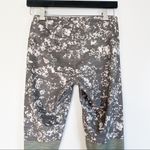 prAna  Pillar Printed Capri Leggings Green Size S Photo 5