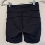 Outdoor Voices  Tech Sweat 6” Short Size XS Black Biker shorts Photo 5