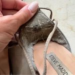 Steve Madden  Women's Cream and Brown Tassel Sandals Photo 3