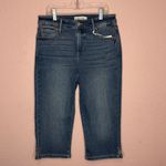 Cello  Women’s Capri Jeans Medium Wash. Size 3/26 Photo 1
