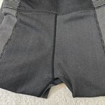 Women’s Offline by Aerie 7/8 leggings Black and Gray Size Large‎ Photo 3