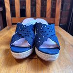 Draper James  womens Emily eyelet wedge slip on heel shoes blue 7 Photo 4