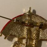 VTG Gerry’s Signed Gold Tone Umbrella Shape 1.75” Charm Brooch Pin Red Photo 5