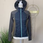 H&M • padded outdoor activewear jacket Photo 16