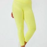 Outdoor Voices  Women’s Tech Sweat Classic 3/4 Leggings Size Small in Neon Yellow Photo 0