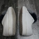 Sam Edelman Fuzzy White Sneaker Sz 4 Photo 3