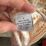 Vine & Valley white yellow diamond smocked jumper with leg slits size small Photo 5