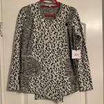 Jack by BB Dakota Animal Print Sweater Jacket Jack BB Dakota By Steve Madden NEW Size XS Photo 1