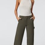 Vuori Women’s Sunrise High Neck Ribbed Tank in Dune Grey Size XS Photo 1