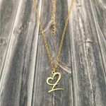 Letter L Cursive Heart Initial Necklace Gold Photo 2