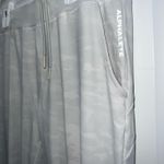 Alphalete  Joggers  Photo 3