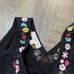 Dress Barn 2000s Black Floral Embroidered V Tank Cami Womens Size Medium/6 Photo 2