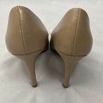 Kelly & Katie  Elegant Tiana Beige High Heels woman’s size 8.5 Photo 3