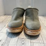 Dolce Vita Camdin Raffia Heeled Clogs Faux Suede Sage Green Women’s Size 7.5M Photo 2