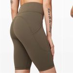 Lululemon Invigorate High-Rise Short 10" Photo 4