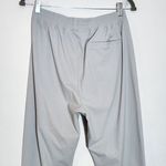 CRZ Yoga  Gray Pull-on Ankle Pants NWT Size Medium 8-10 Gray Yoga Pants Photo 5