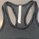 Lululemon Black and White Stripes  swiftly tech tank size 2 Photo 4