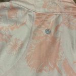 Lululemon  tops size 6 Photo 2